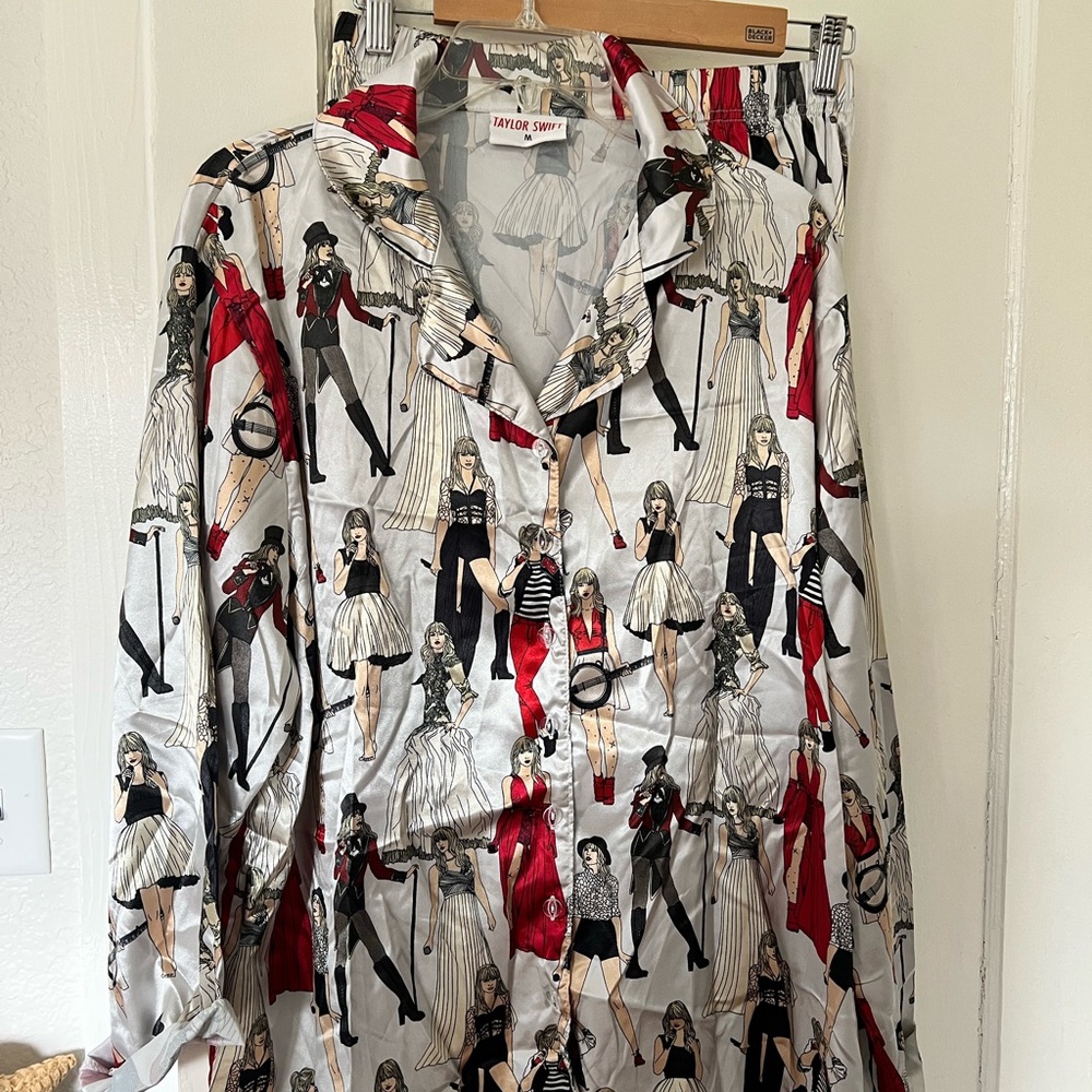 Taylor Swift Pajamas